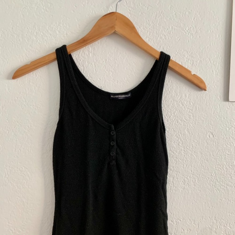 Black Muscle Tank